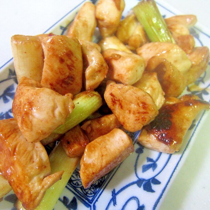 鶏肉と葱のたれ付きグリル